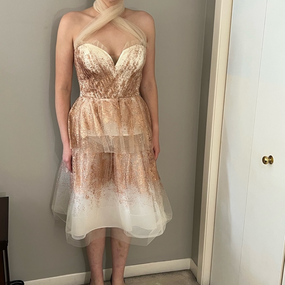 Marchesa Notte Elegant Cream and Gold Women's Dress